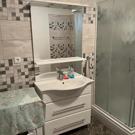 Zora * Biograd Na Moru